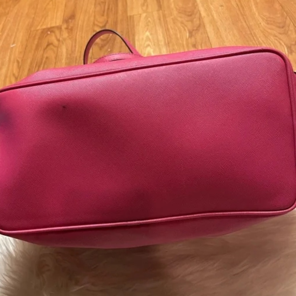 Marc Jacobs Pink Saffiano Tote - Picture 9 of 10